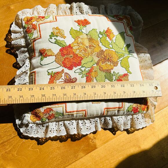 Finished Golden Bee Stamped Cross Stitch Kit Pansies Pillow 14”X 14” - Picture 8 of 9